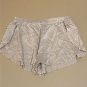 Silky beige lounge Shorts